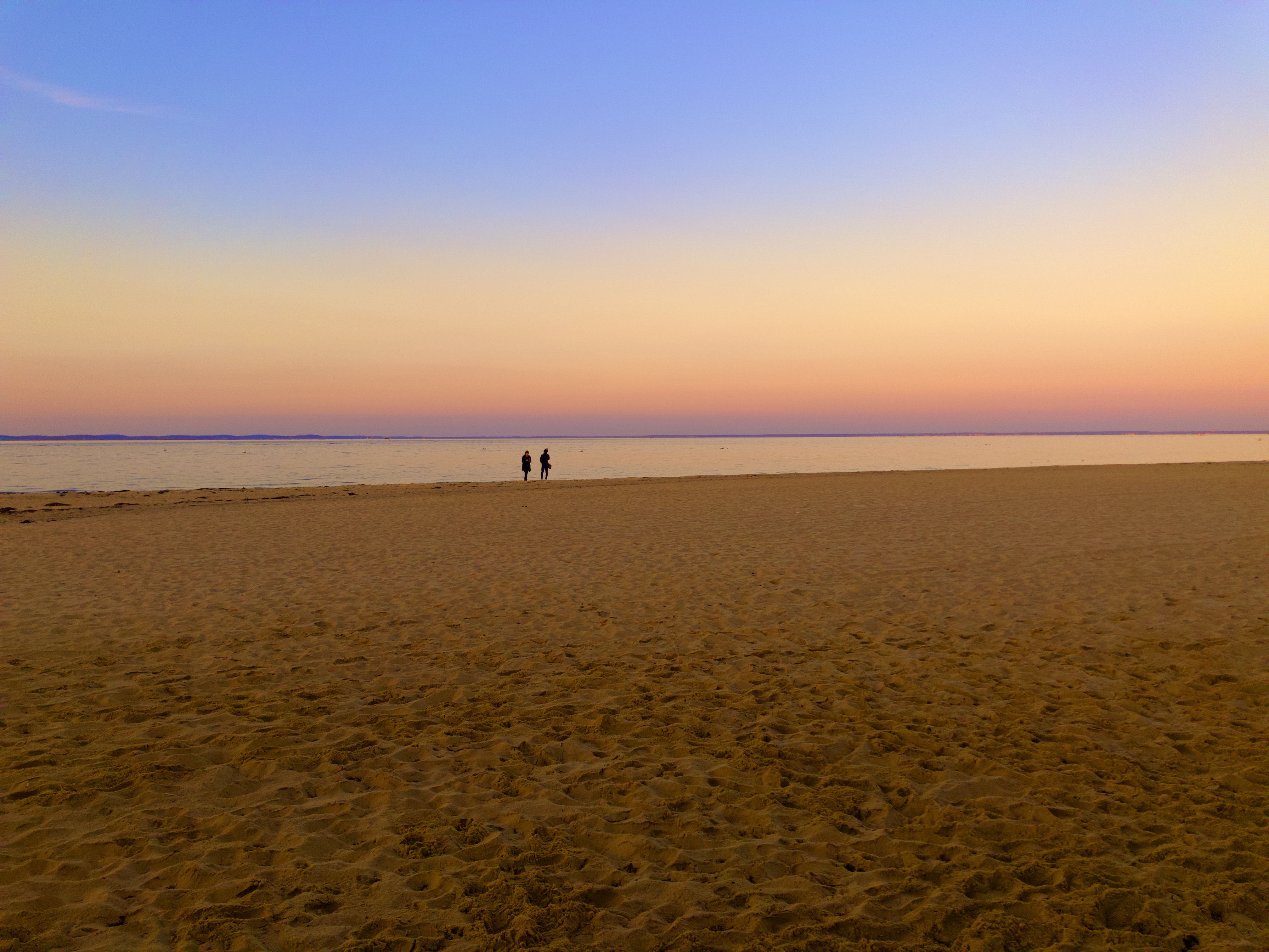 Enterrement de vie de jeune fille à Arcachon : sortie nocturne